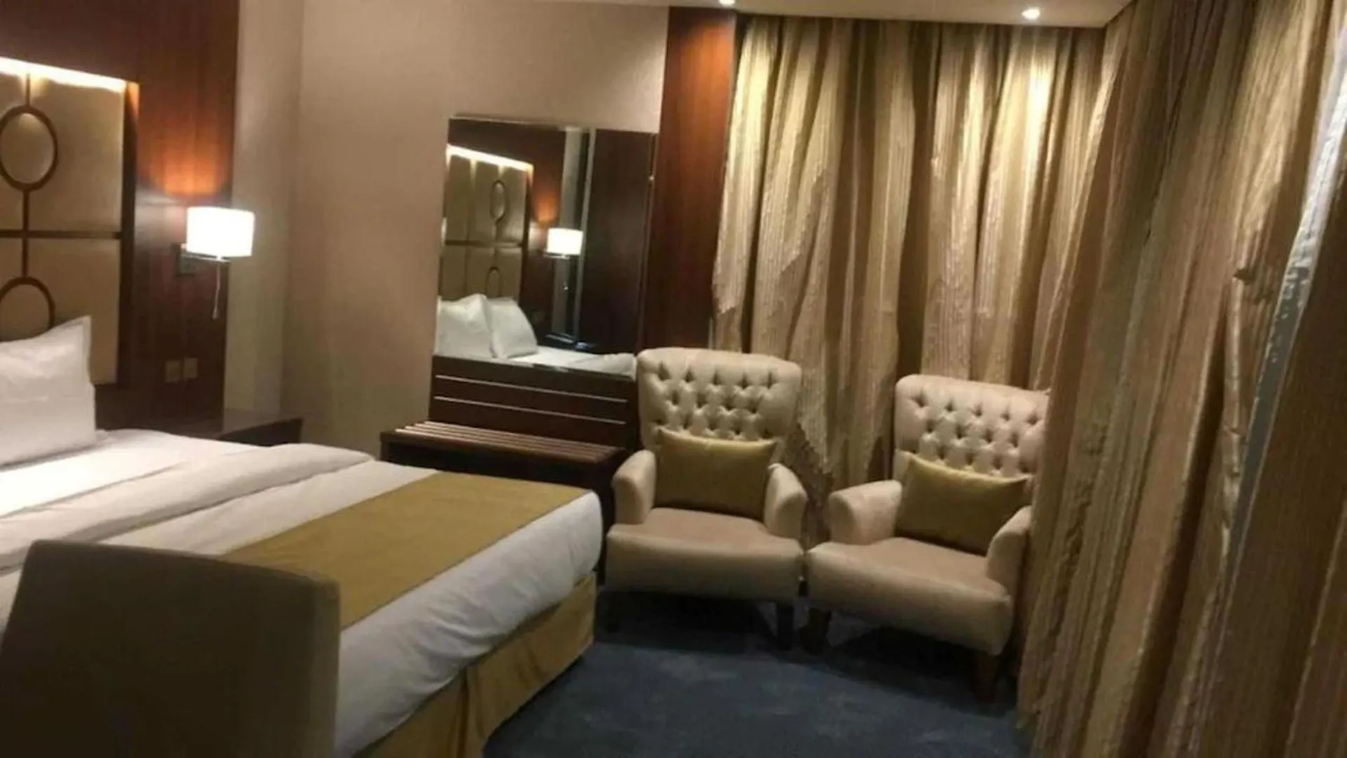 Belvilla Jeddah Harbour Vivid Plaza Stay