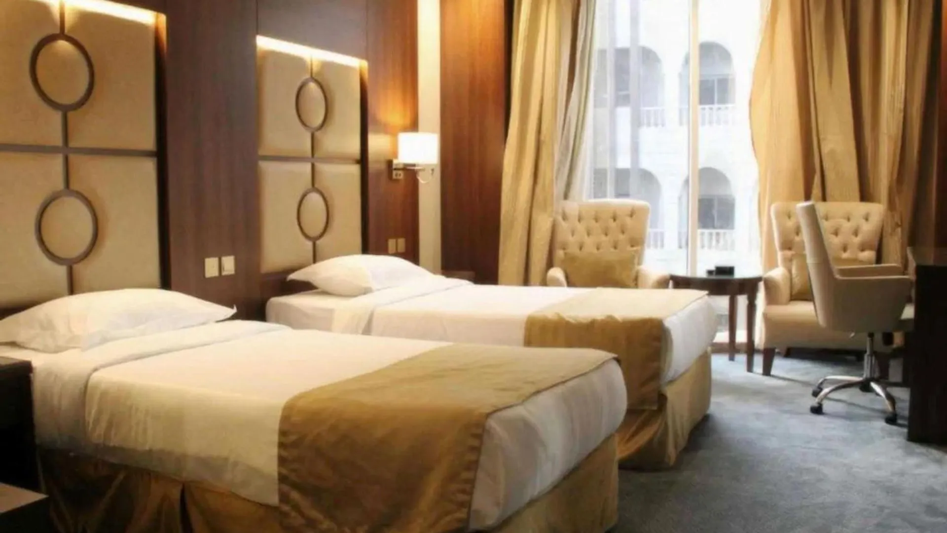 Belvilla Jeddah Harbour Vivid Plaza Stay 4*,